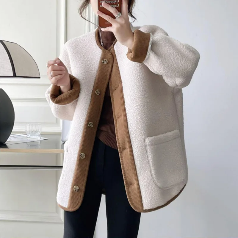 

150Kg large size winter velvet thickened lamb wool jacket women's fat mm Hong Kong style retro contrasting color loose top 2