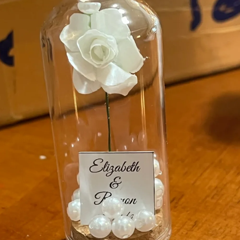 Enchanted Rose with Pearls in mini glass dome Wedding Favor, Sweet 16 Party Favors, Birthday Favors, Bridal Shower party favor