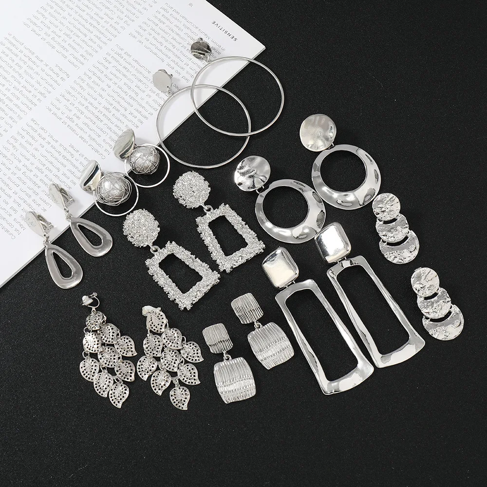 Clip-Ohrringe für Damen, große geometrische quadratische, rechteckige, runde Clip-Hängeohrringe, nicht durchbohrte Ohrringe, Set – Detail 2
