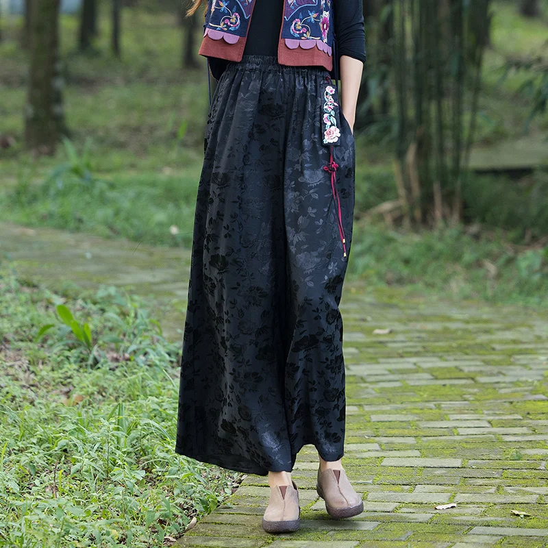 

2025 new women chinese retro ethnic style embroidery jacquard wide-leg trousers elastic waist loose casual style long pants t001