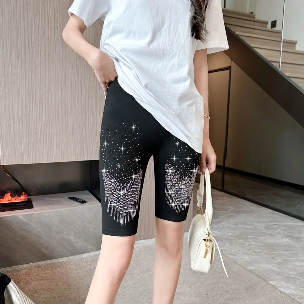 Verão modal europeu novo estilo de diamante quente calças de segurança finas ciclismo calças esportivas preto base de cinco pontos shorts