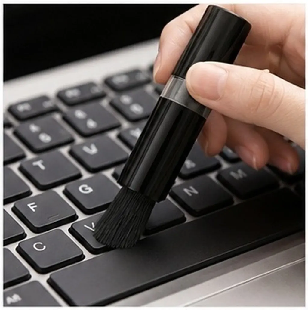 4Pcs Premium Detail Cleaning Brush Set for Keyboard Lens Camera Air Vent Car Interior Small Telescopic Duster Tools