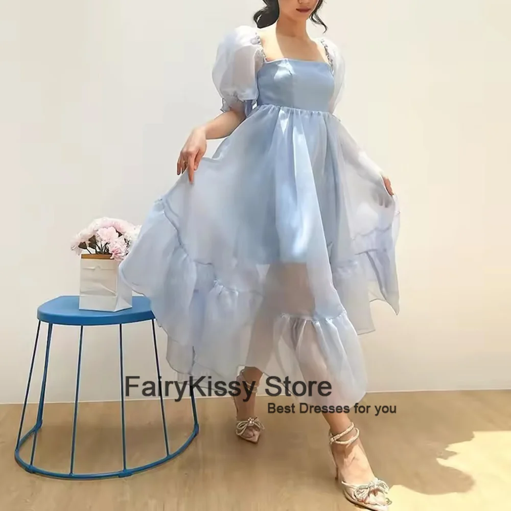 FairyKissy Blaues Organza-Abschlussballkleid mit kurzen Ärmeln, Puffärmel, maßgeschneidertes Abschlussfeierkleid, Teelänge, Festzug-Roben de Soirée
