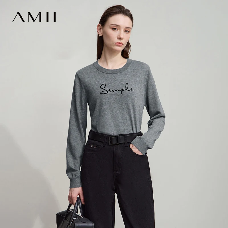 

AMII Minimalist Women's Long Sleeve Pullovers 2026 Autumn Fashion Letter Jacquard Straight Tops Casual O-Neck Sweaters 12523052