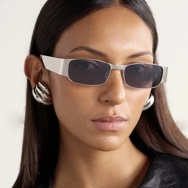 

New Y2K Sexy Fashion Trendy Square Sunglasses Casual Fashion Style Steel Leather Sunglasses Famous Design Female Glasses