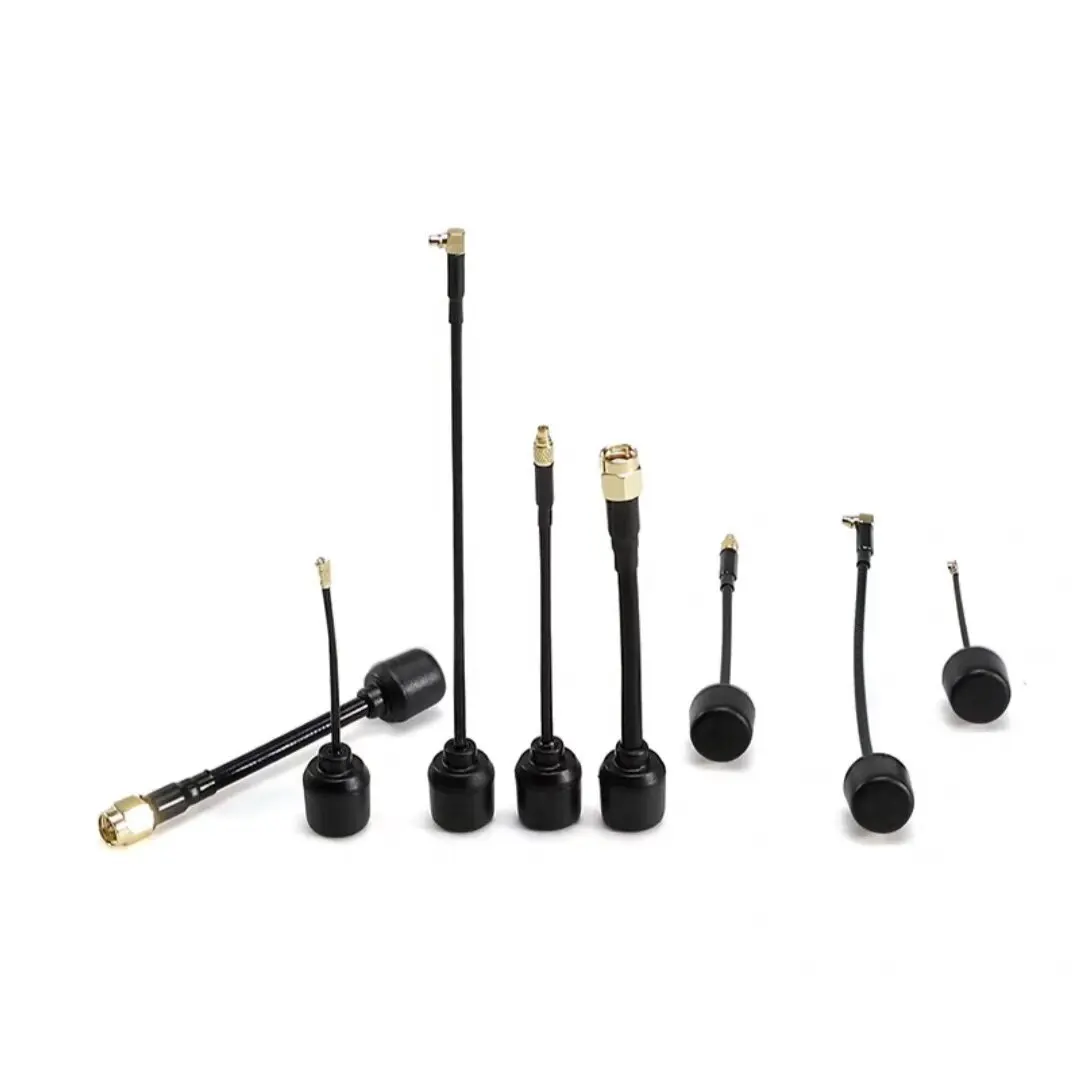 5.8G black bear first-generation antenna FPV traverser anti-interference high gain, image transmission antenna