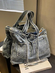 Borsa a tracolla grande borsa a tracolla alla moda in Denim con doppia tasca frontale ricamata con lettera doppia