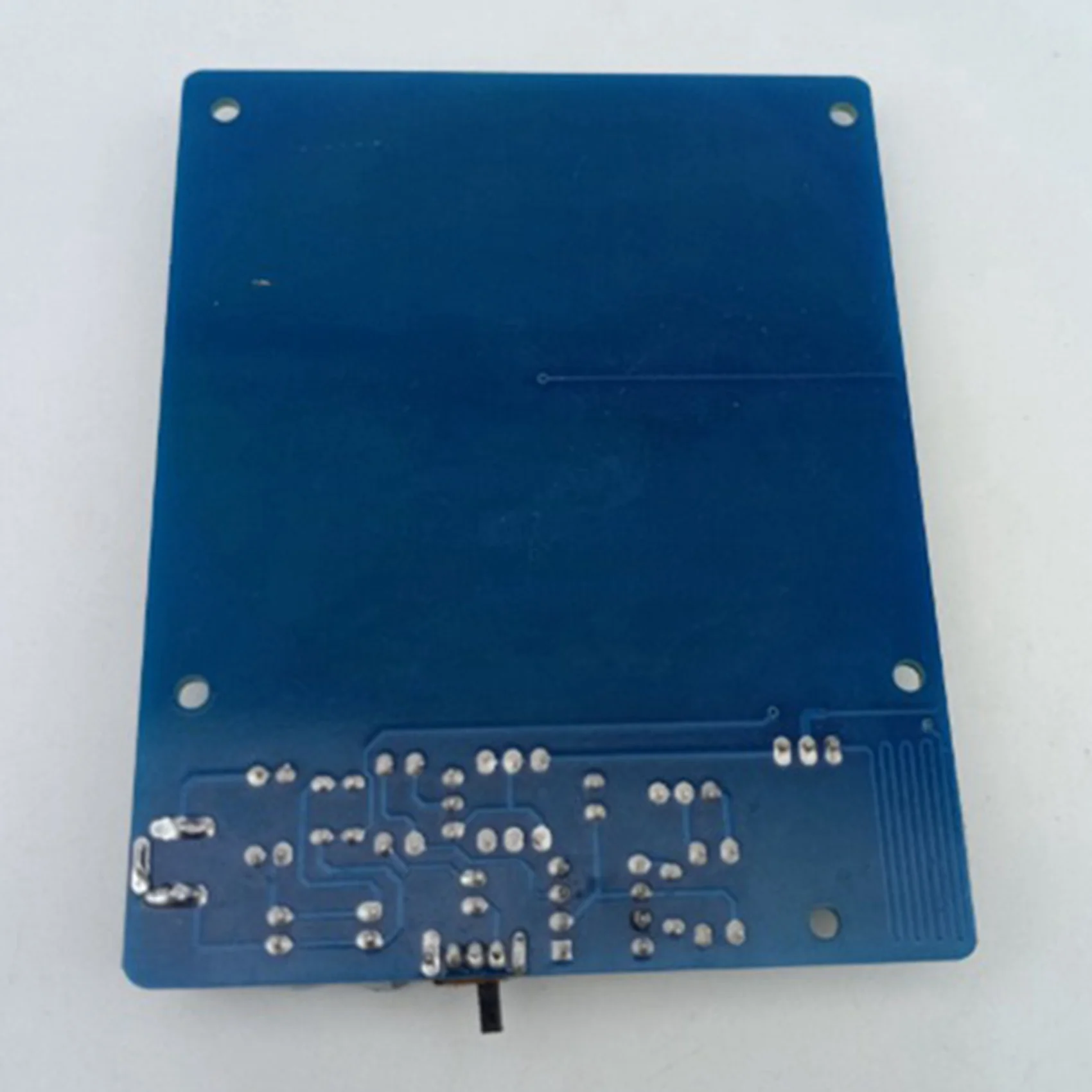 Generatore di onde SLQZT Generatore di impulsi a bassa frequenza Risonatore audio 7,83 HZ con custodia