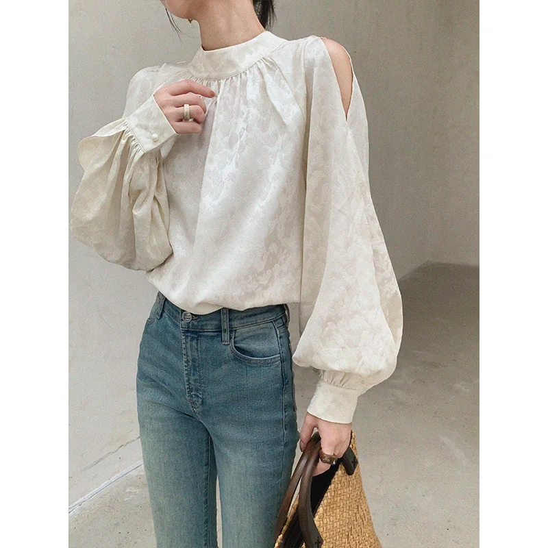 2024 Spring/Summer New White Off Shoulder Stand up Collar Shirt for Women, Fashionable and Loose Top