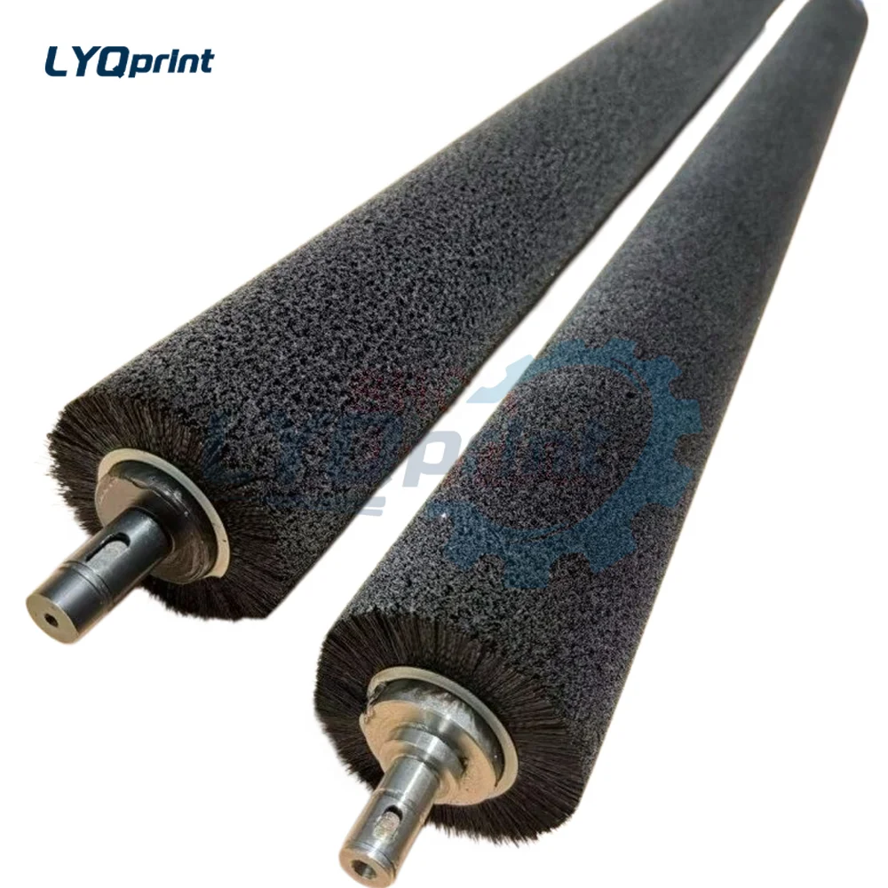 

Запчасти для печатных машин Heidelberg: Валик-щетка CD102 / Нейлоновый валик-щетка, два варианта длины