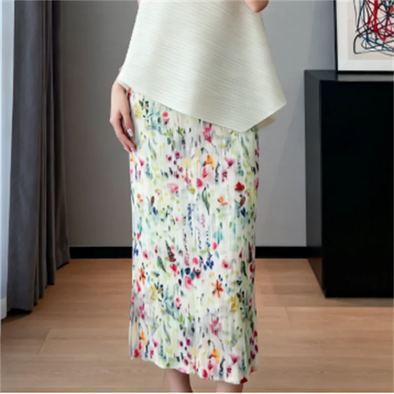 Miyake Pleated Skirt Women's 2026 New Japanese Design Elastic Waist Retro Knight Print Slimming Hip Skirt Pleated Skirt