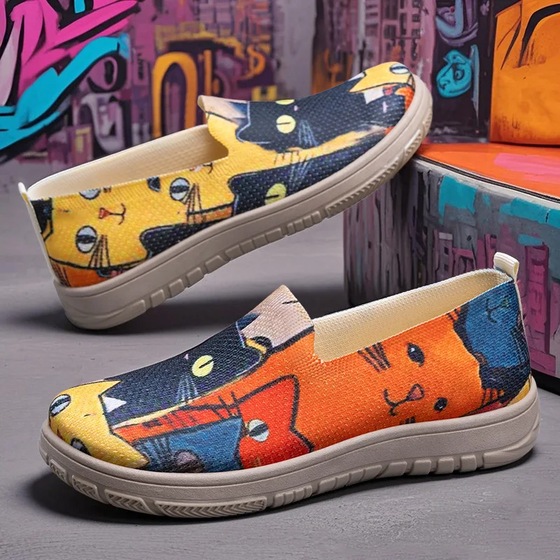 

2025 Women's Casual Slip-On Flats: Two-Tone Wide Fit Shoes, Breathable Fabric Lightweight for Walking, Trendy Platform Design