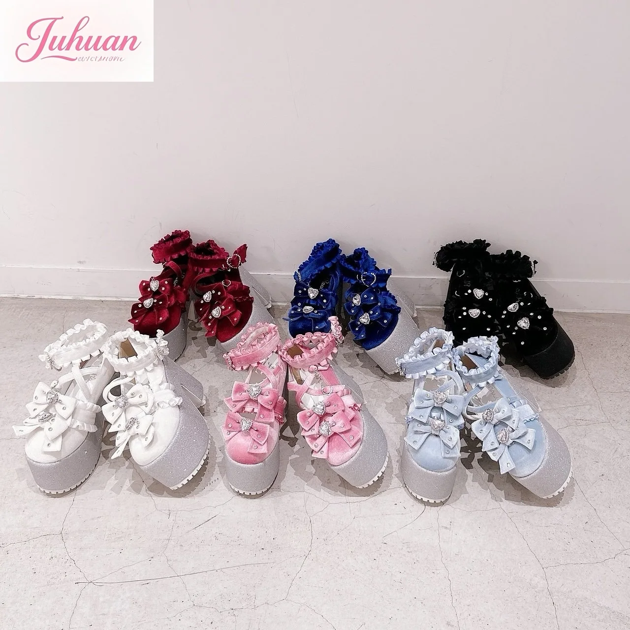

Бархатные милые милые женские туфли Мэри Джейн на платформе в стиле Лолиты со стразами и бантом на очень высоком каблуке для девочек