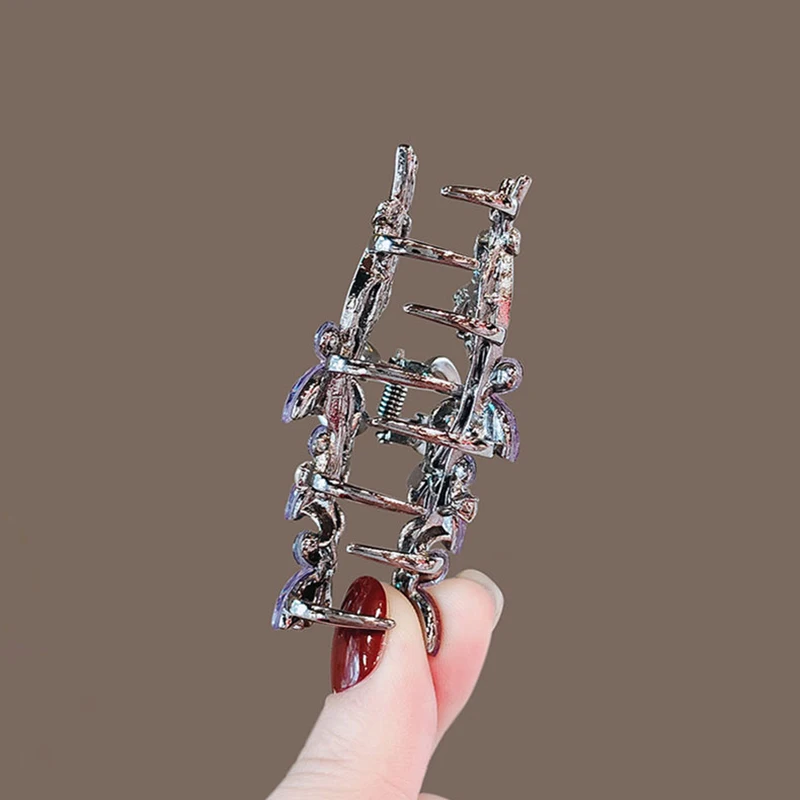 Feenhafte Strass-Schmetterlings-Haarspange, hochwertige Damen-Haarspange für den Hinterkopf, halbgebundener Haargriff, mittelgroßer Haarschmuck im koreanischen Stil – Detail 4