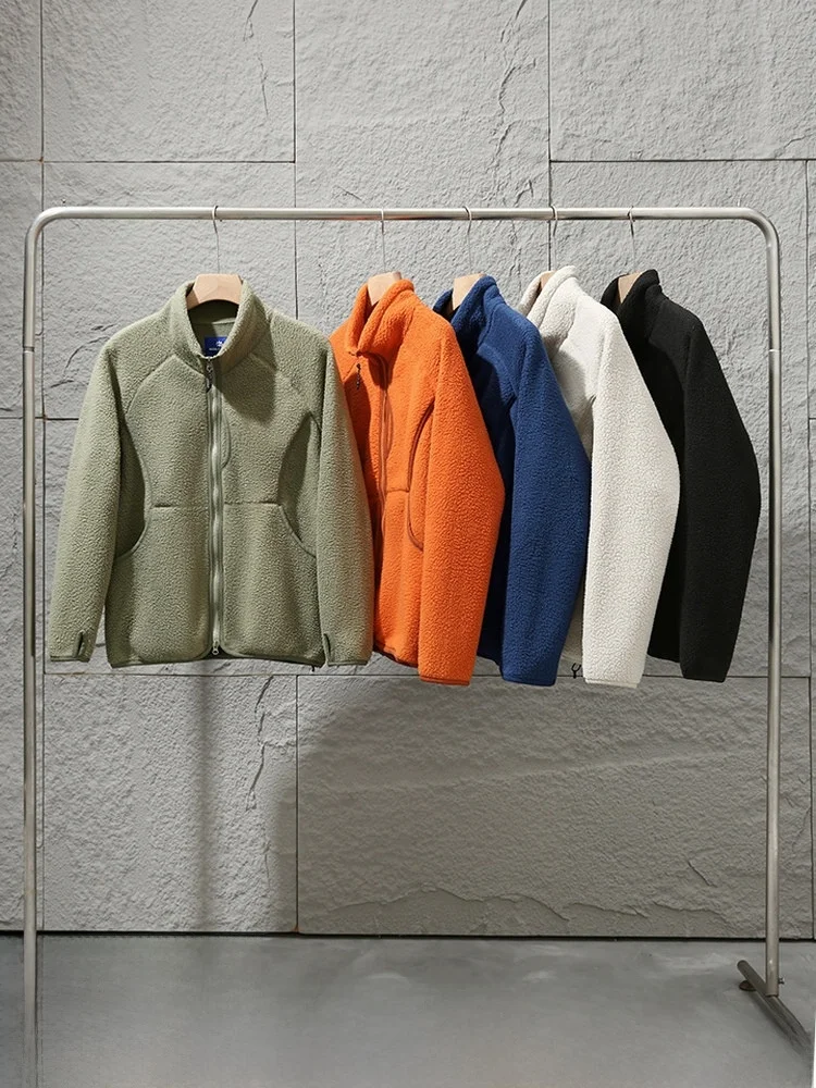 

Thiened Fce Jaet for Men Outdoor Autumn Winter Windproof Warm Youth Stand Fit Long Sve Zipper Closure Casual Sle