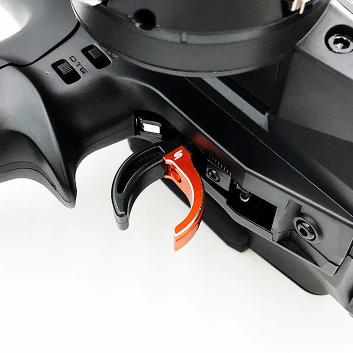 อลูมิเนียม Trigger Arm เบรคสำหรับ XRSRACING FUTABA 4PX 4PXR 7PX รีโมทคอนโทรลอัลลอยอะไหล่