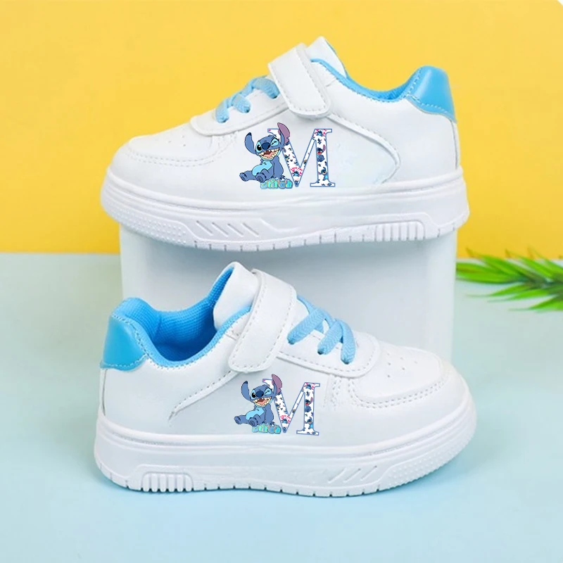 Спортивная обувь Lilo Stitch для мальчиков и девочек, кроссовки с рисунком буквы A-Z, повседневная обувь для доски, кожаные белые туфли на мягкой подошве, подарок
