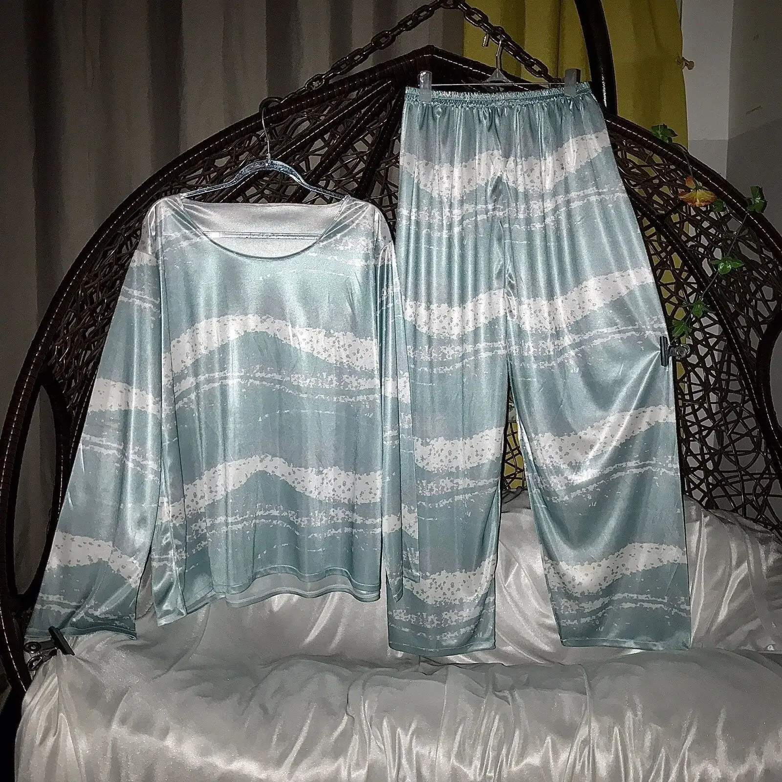 Glossy Ice Silk Satin 2 Pieces Set Long Sleeve Top Sleeping Pants Bottoms