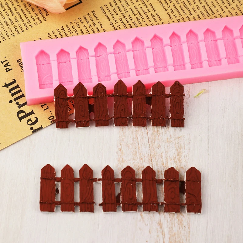 1 Pc Green Grass Garden Fence Silicone Mould DIY Baking Mould Chocolate Cake Decoration Candy Baking Moulds