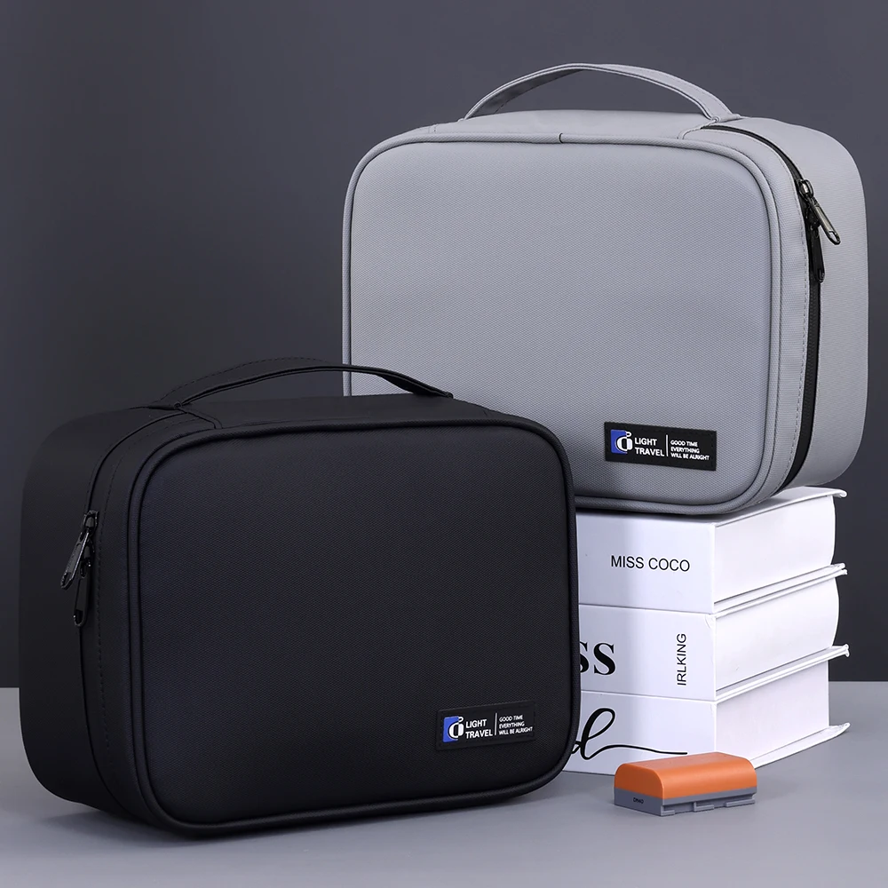 Tas Perjalanan Digital Kapasitas Tinggi Terpisah Multifungsi untuk Kabel Data, Power Bank, dan Penyimpanan USB