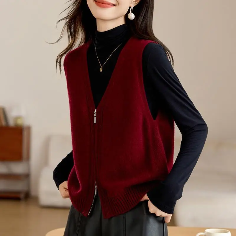 

Temperament V-neck Knitted Vest Jacket Women's Spring and Autumn High-end Double Zipper Sweater Vest