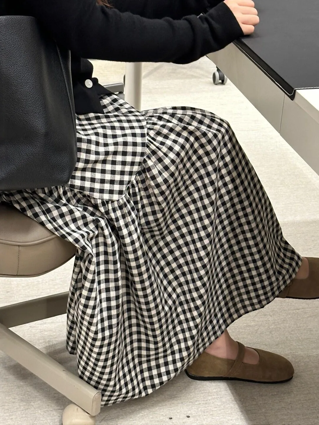 

High-End Plaid Splicing A-Line Skirt Spring Large Size Pear ape Slimming Full Skirt Korean Sle Commute Straight Cut