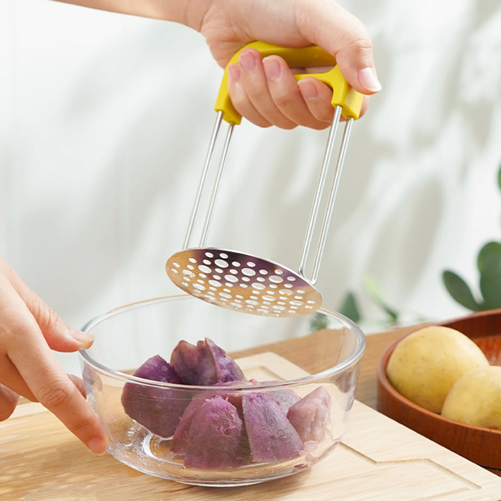 

Stainless Steel Potato Masher Kitchen Tools Manual Ricer Grinder Food Safe Easy to Use Reusable Vegetable Gadget