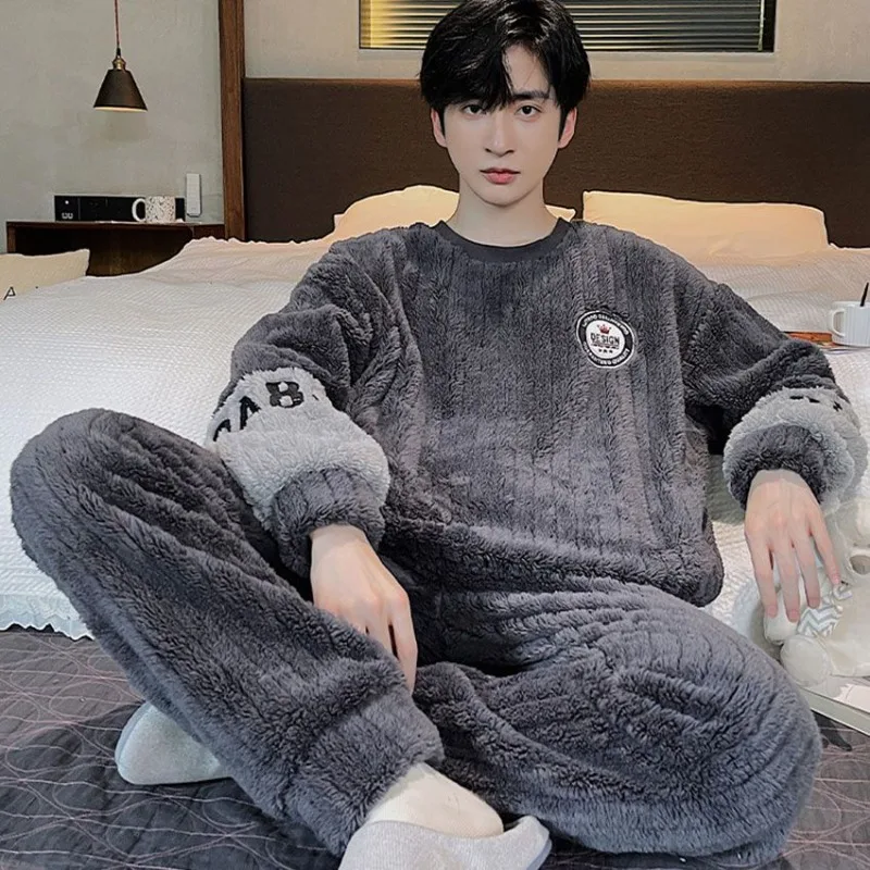 Can Be Worn Outside Warm Loungewear Set Autumn Winter Round Collar Coral Fleece Pajamas Men's Fleece Thickened Flannel Underwear