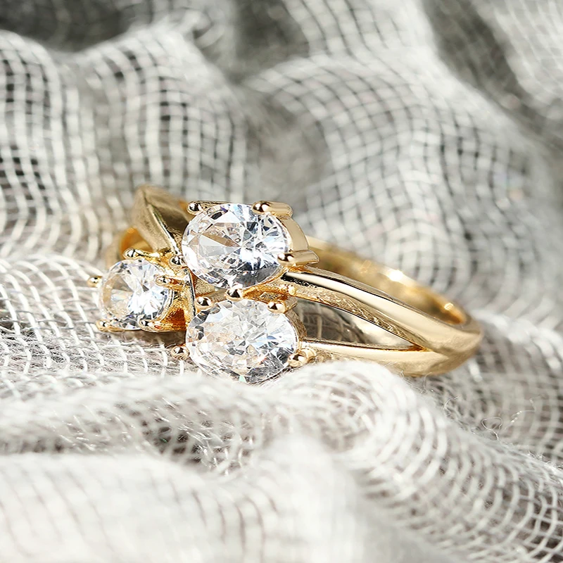 CAOSHI Women Three Stone Zircon Gold Color Twisted Band Rings Elegant Accessories Gift Wedding Party Daily Bridal Finger Ring
