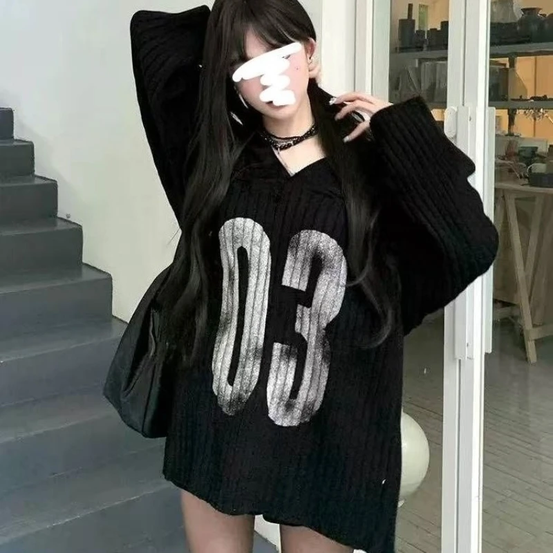 

Американский винтажный сладкий пряный свитер, вязаный однотонный свитер с длинными рукавами и буквенным узором, модный повседневный пуловер с v-образным вырезом, осень