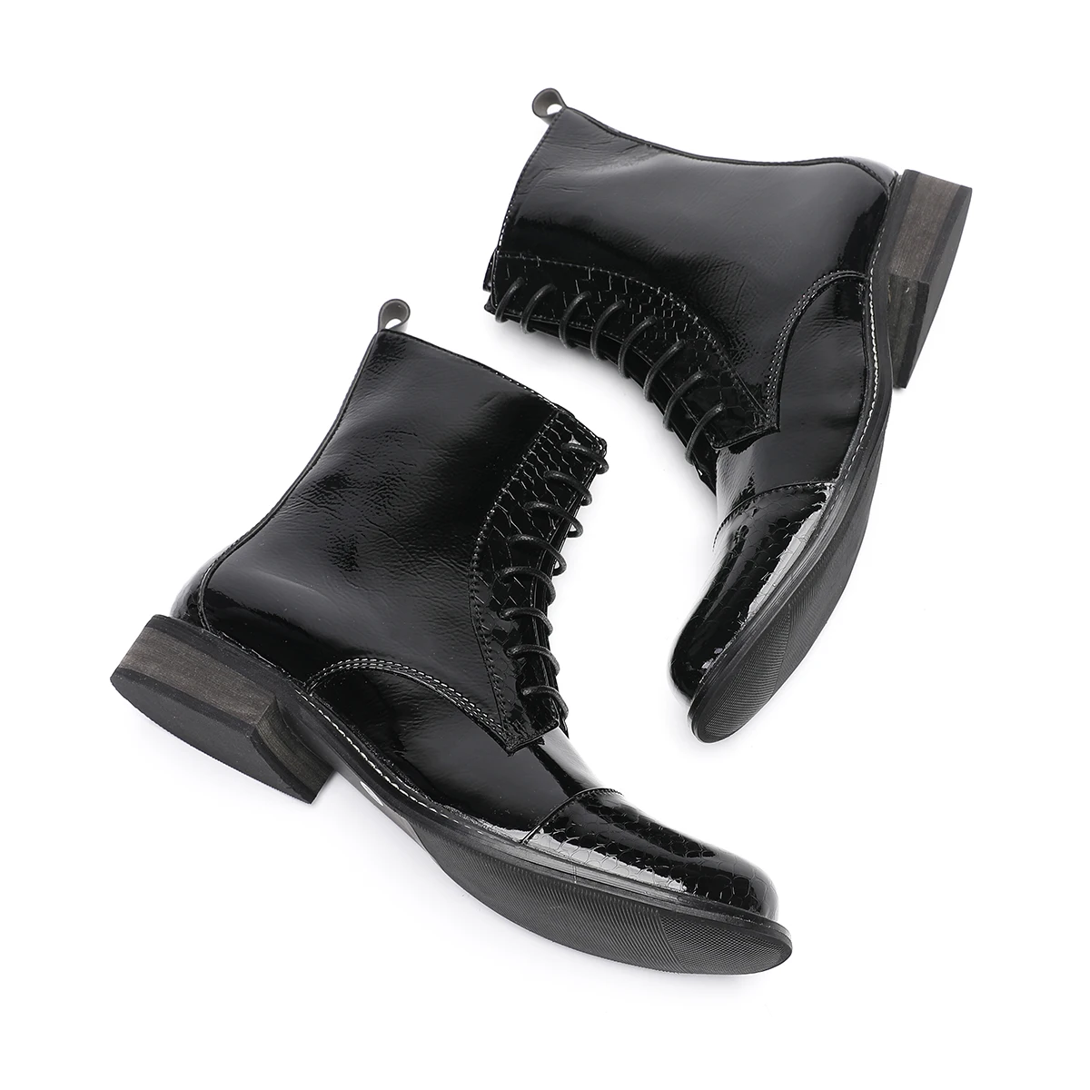Rock Lace Up tobillo Hombre Cowboy Chelsea Botas motocicleta Italia Botas Para Hombre tacones bajos Botas altas de escenario Chaussure Hommes