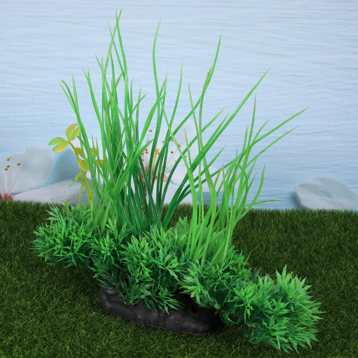 

Faux Green Shrubs Artificial Grass Plants Plastic Fake Plant for Aquarium Home Decor Garden Landscaping Pet Supplies