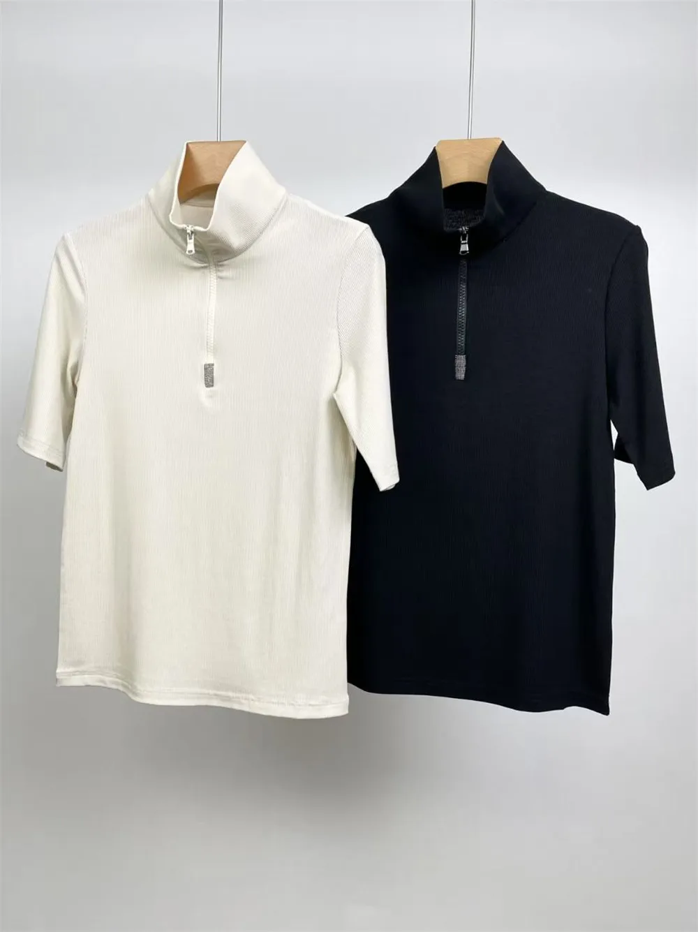 

2025 Summer Ladies Stand Collar Beaded Knitted Short Sleeve T-Shirt