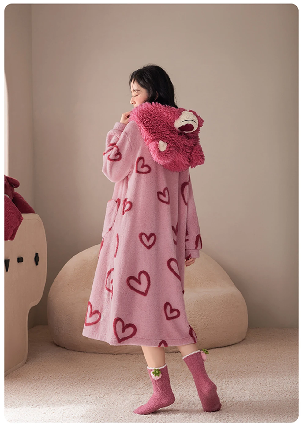 Bear Nightgown Women's Autumn and Winter Coral Fleece Cute Hooded Loungewear Thermal Pajamas Love Patterned Nightgown