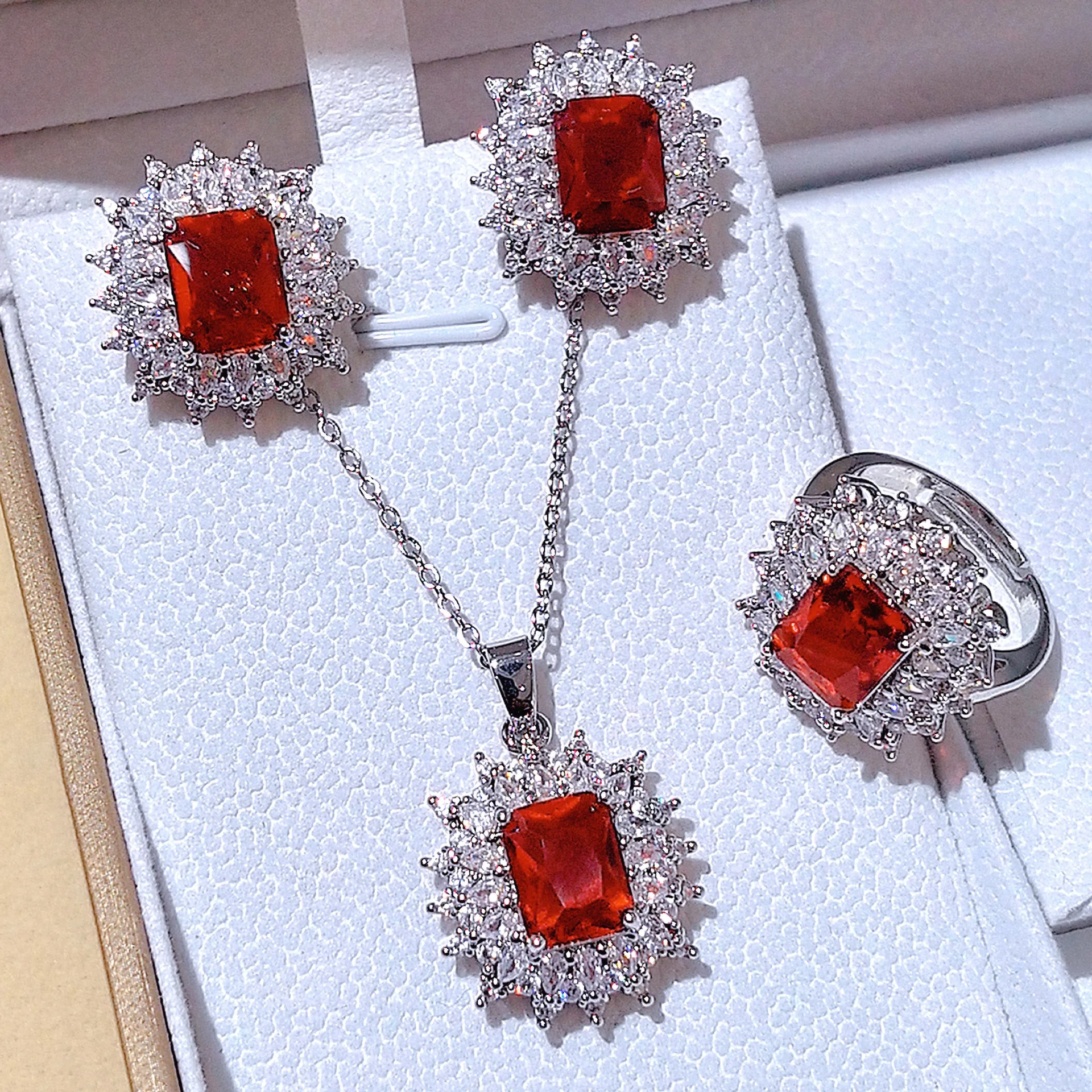 

Hot sell Gemstone Green/Red/Blue Zircon Jewelry Sets ring necklace earrings set women's fashion light luxury jewelry