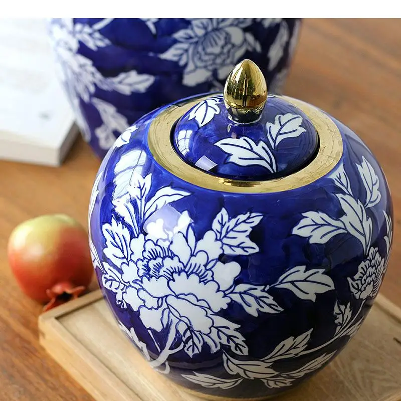Gold Plated Peony Pattern Storage Jar Ceramics Tea Canister Candy Desk Decoration Blue and White Porcelain Jewelry Jars