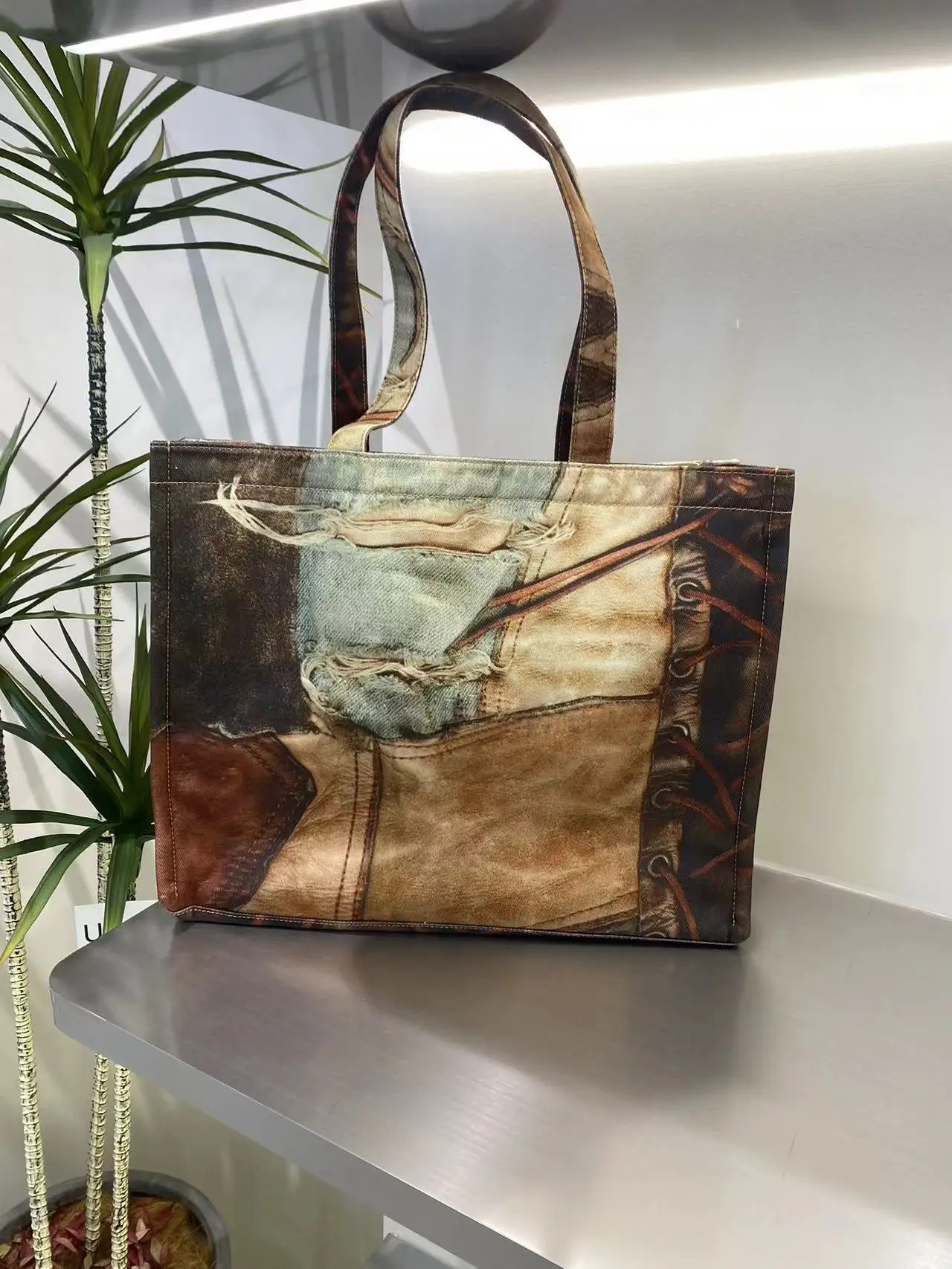 2024 Lente En Zomer Nieuwe Retro Distressed Bedrukte Boodschappentas Casual Canvas Grote Tas Draagtas Mama Tas Dames Mode Tas