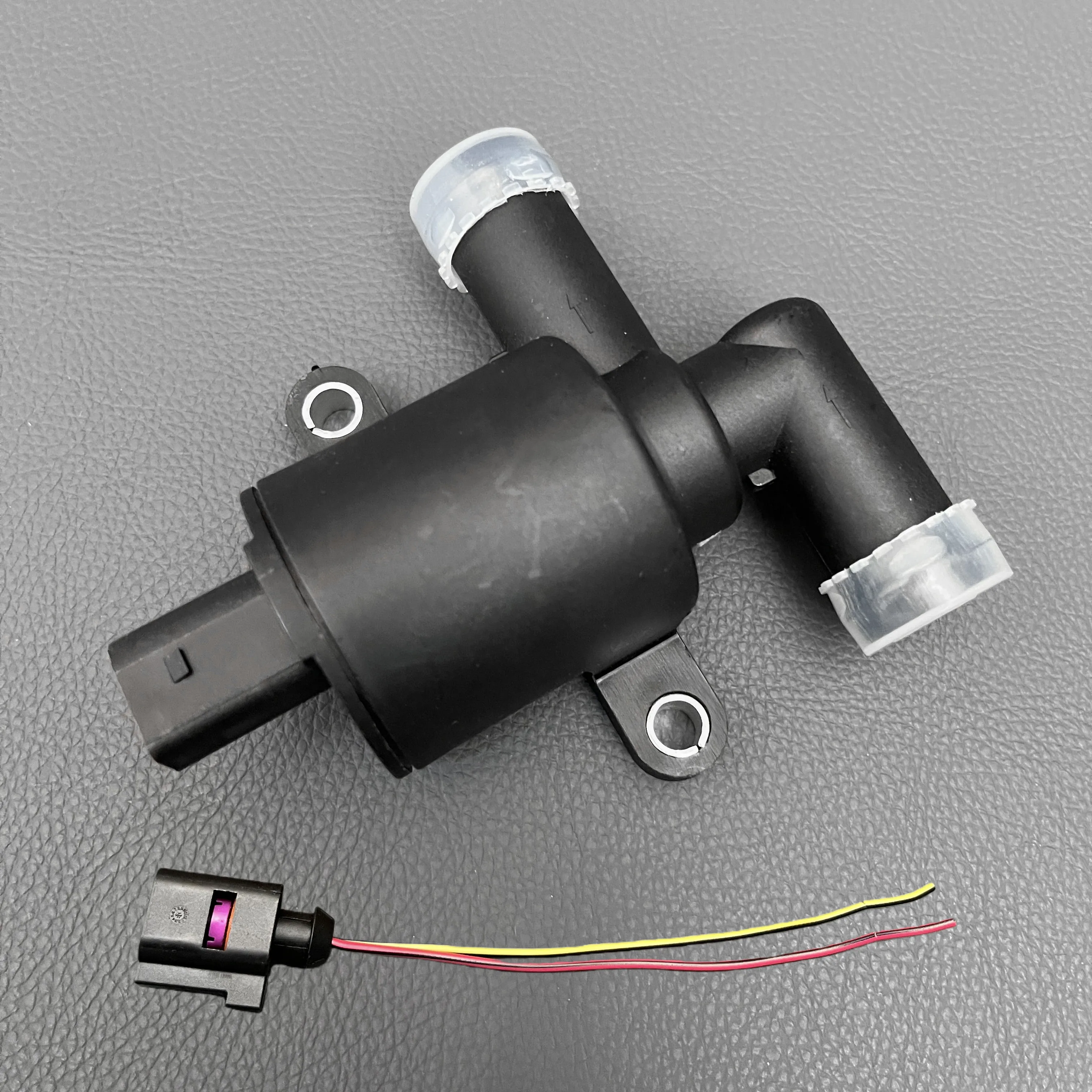 Car Heater Control Valve 4H0121671D 4H0121671B For  A4 A5 A6 C7 A7 A8 Q5 For   Golf 7 Passat B8 Solenoid Valve