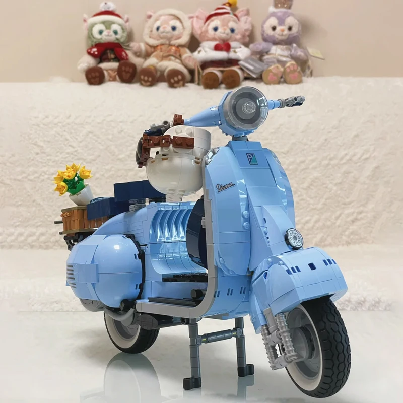 1106PCS Roman Holida Vespa 125 Technical 10298 Famous Motorcycle Assembled Building Blocks Brick Model Toy For Kids Gift