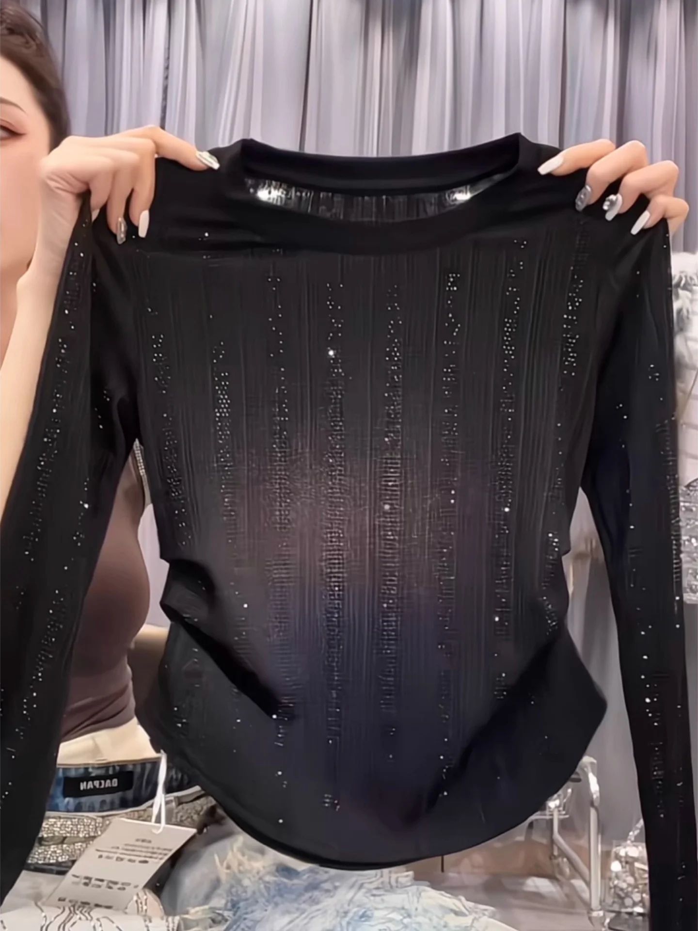 Slim Fit Long Sleeve T-Shirt Women's Autumn Winter New Style Waist Cinching Slimming Base Shirt Top Sparkling Sequin Design