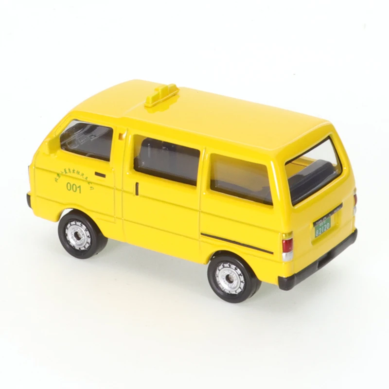 XCARTOYS 1/50 Tianjin Dafa Taxi Van Decoration Cars Alloy Toys Motor Vehicle Diecast Metal Model Kids Xmas Gift Toys for Boys