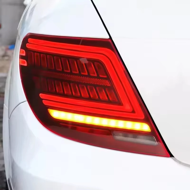 Car Accessories For Mercedes Benz C Class W204 LED Taillights 07-14 Rear Lights C180 C63 Factory Design High Quality