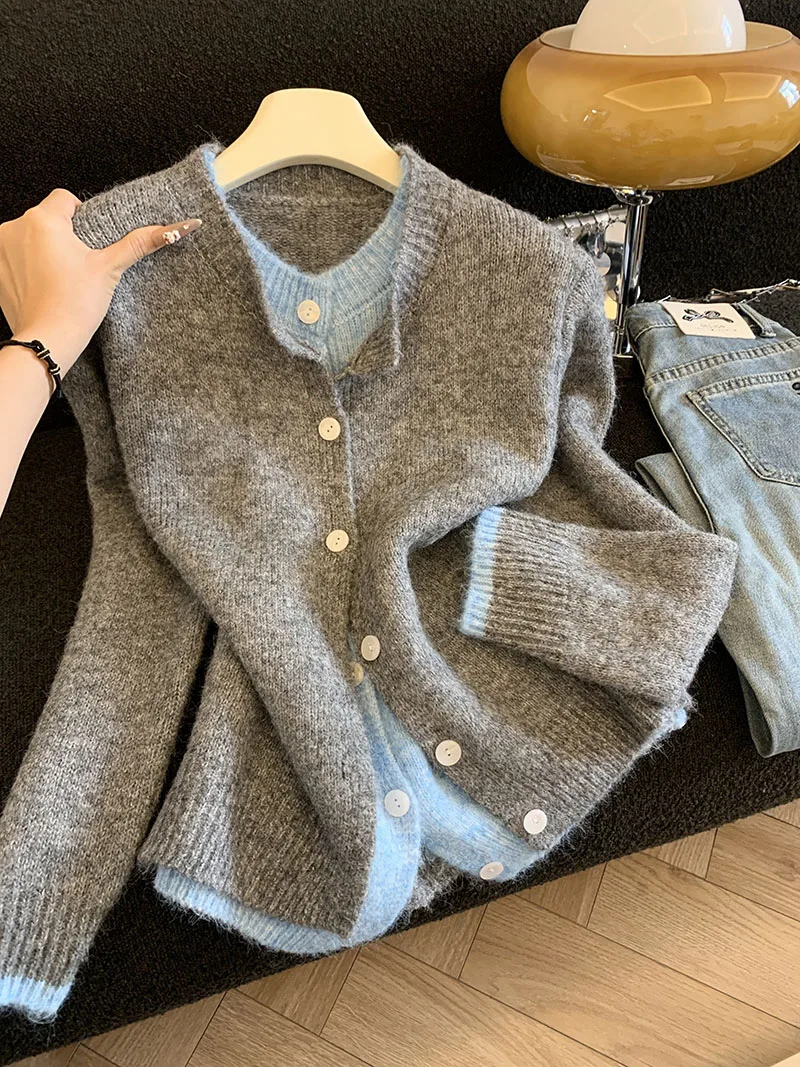 Color Blocking Fake Two-Piece Cardigan Women's Autumn/Winter 2025 New Comfortable and Versatile Loose and Thick Knitted Top
