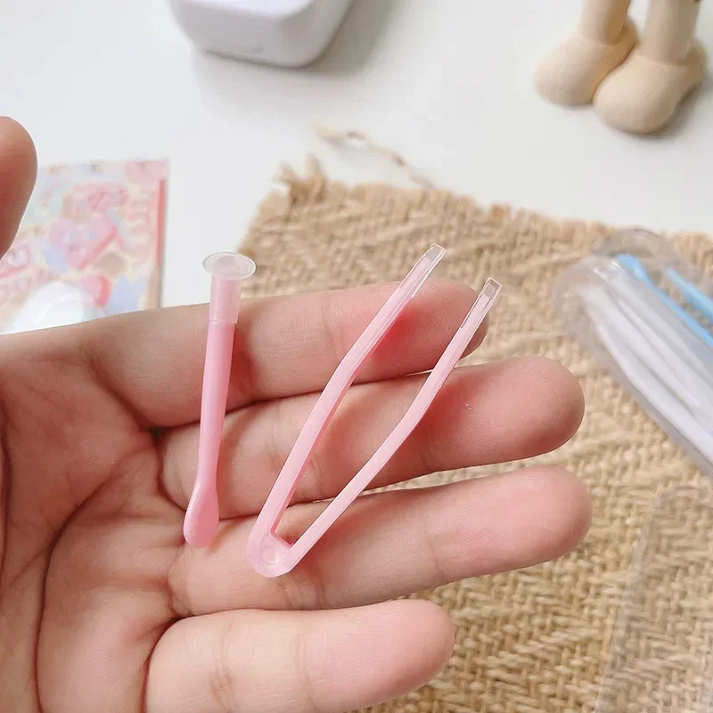 Multicolor Contact Lenses Tweezers and Suction Stick for Lens Wearing Tool Contact Lens Inserter Mini Cantact Lense Box