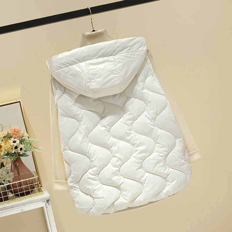 Damska kamizelka puchowa z bawełny, nowy design na jesień i zimę 2025, modny fason z małym, błyszczącym wykończeniem, z kapturem, hit tego roku...