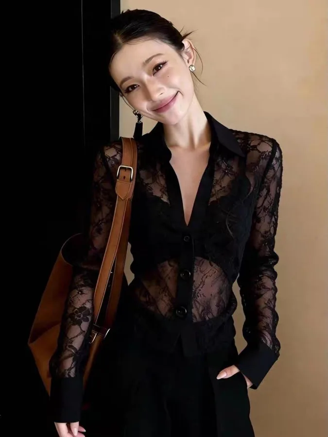 

Сексуальный кружевной полупрозрачный топ с длинным рукавом и V-образным вырезом для женщин, утягивающая нижняя одежда, черный цвет, с цветочным узором, весна 2026, модный тренд