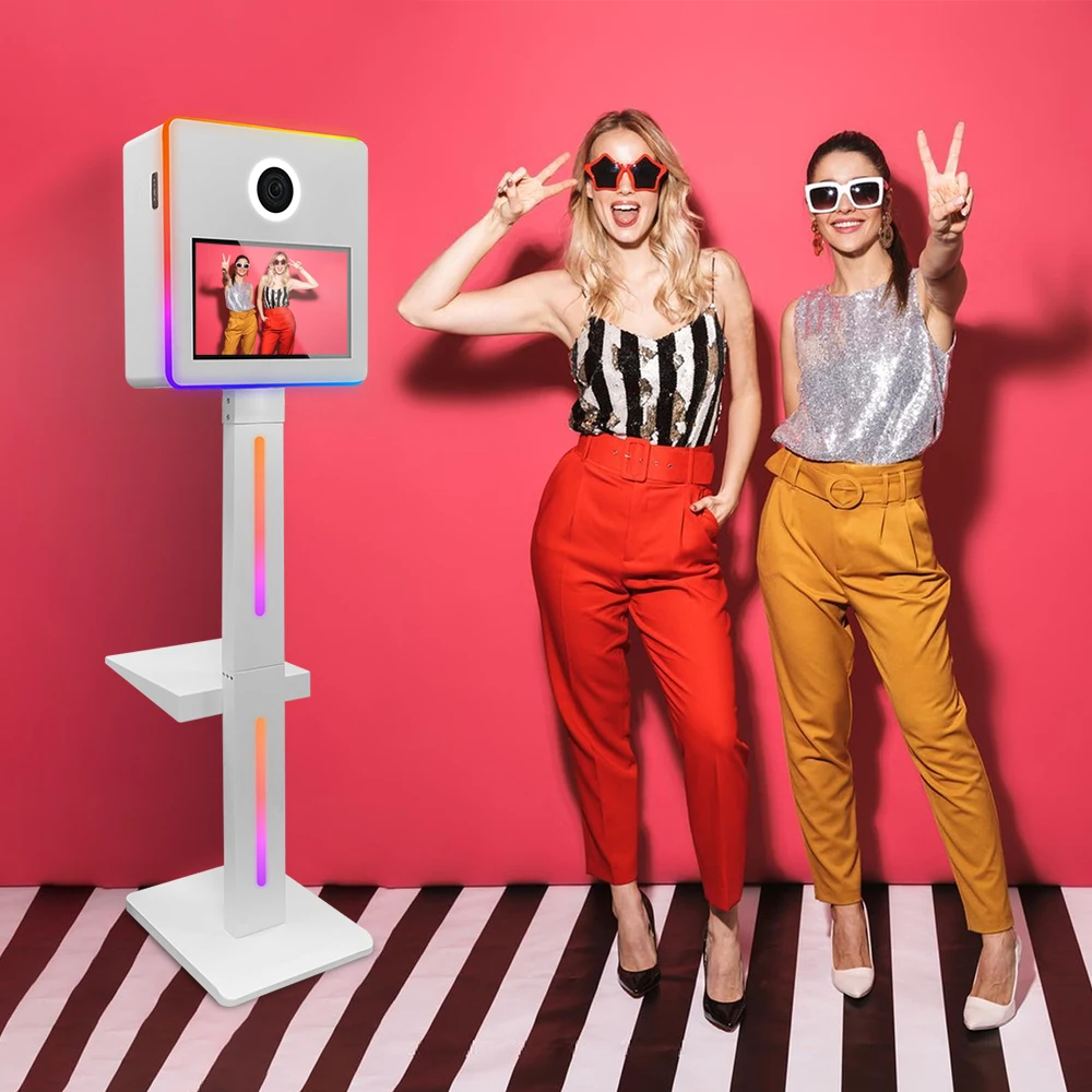 

15.6inch Selfie Magic Mirror Photo Booth Machines with Flight Case DSLR Touch Screen Photobooth Mariage for Party Event Weddings