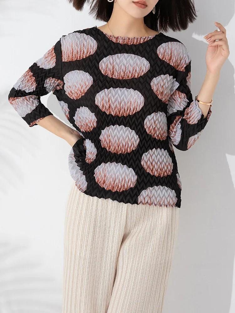 MIYAKE Pleated Style Autumn and Winter New Underlay Shirt Gradient Print Handmade Pleated Round Neck Pullover Tops [20230428]