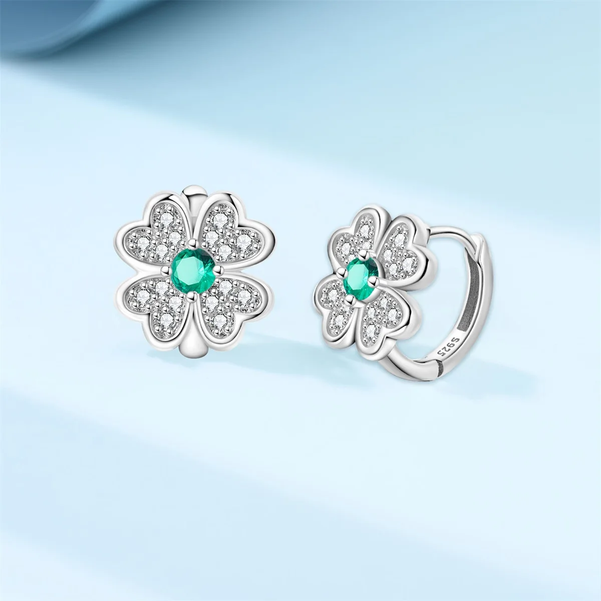 

Зеленые серьги-кольца с четырехлистным клевером для женщин, из серебра 925 пробы, ювелирные украшения, подарки на выпускной и день рождения для девушек