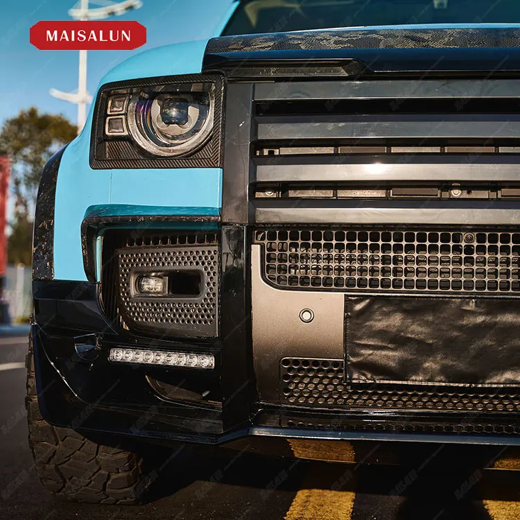 Hochwertige Auto-Ersatzteile für Land Rover Defender, Upgrade auf den Scheinwerferlampenschirm aus trockenem Kohlefasermaterial